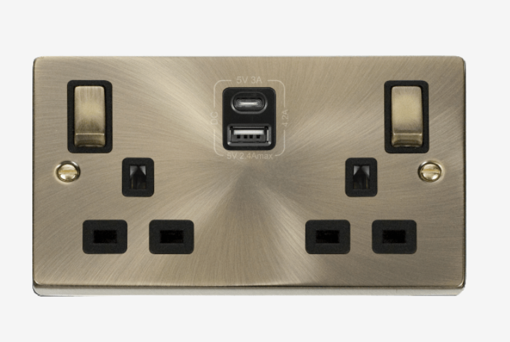 DECO 2G 13A SW SKT 4.2A A&#38;C USB INGOT BK