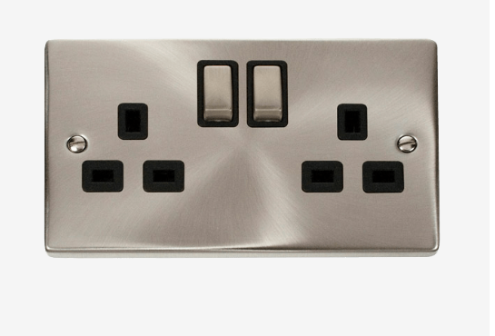 Deco 2g 13A DP Ingot Switched Socket SC